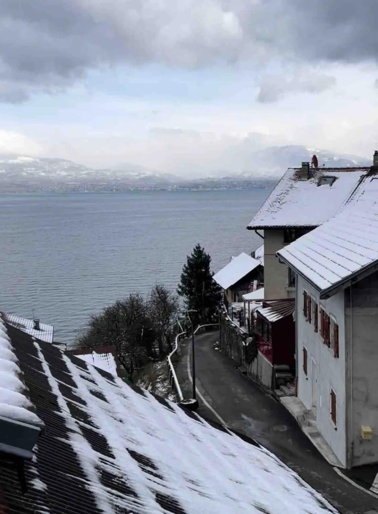 Chez Malou & Hugo Vue Lac Proche Suisse & Stations ! Saint-Gingolph Exteriör bild